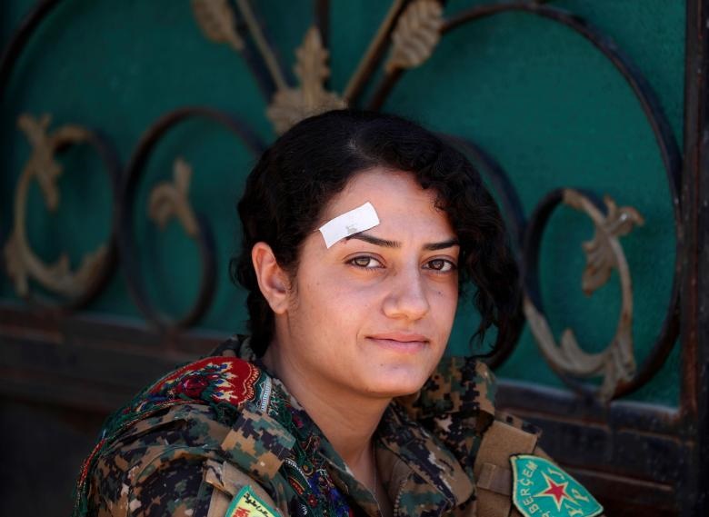 تصاویر | دختران کُردی که به جنگ داعش رفتند